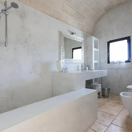 펜션 Trullo Coco' By Perle Di Puglia 오스투니