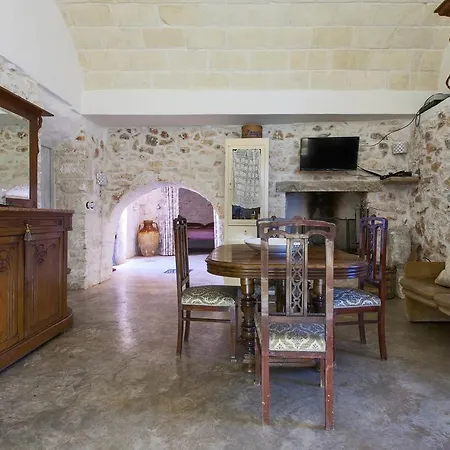 Trullo Coco' By Perle Di Puglia بيت للعطل أوستوني