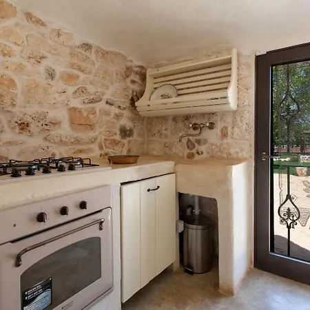 Tatil Evi Trullo Coco' By Perle Di Puglia *